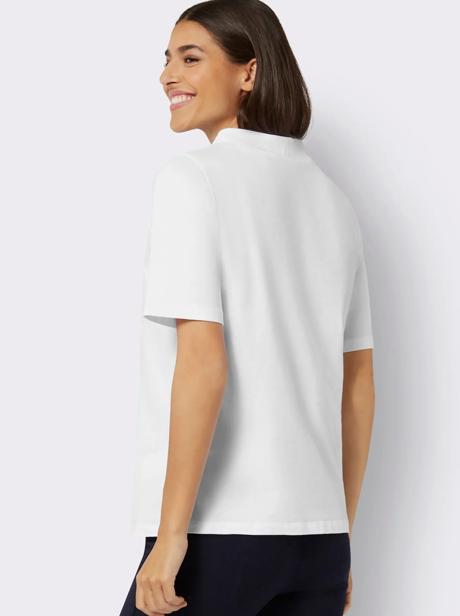 Kurzarmshirt mit Kelchkragen