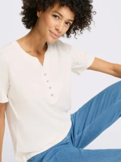 Kurzarmshirt mit Kontrastknöpfen