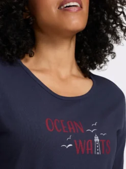 Kurzarmshirt mit maritimem Aufdruck