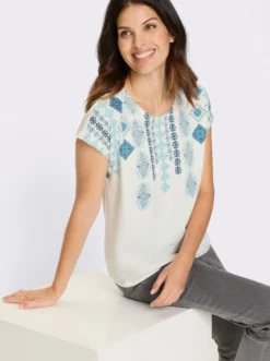 Kurzarmshirt mit platziertem Ethno-Druck
