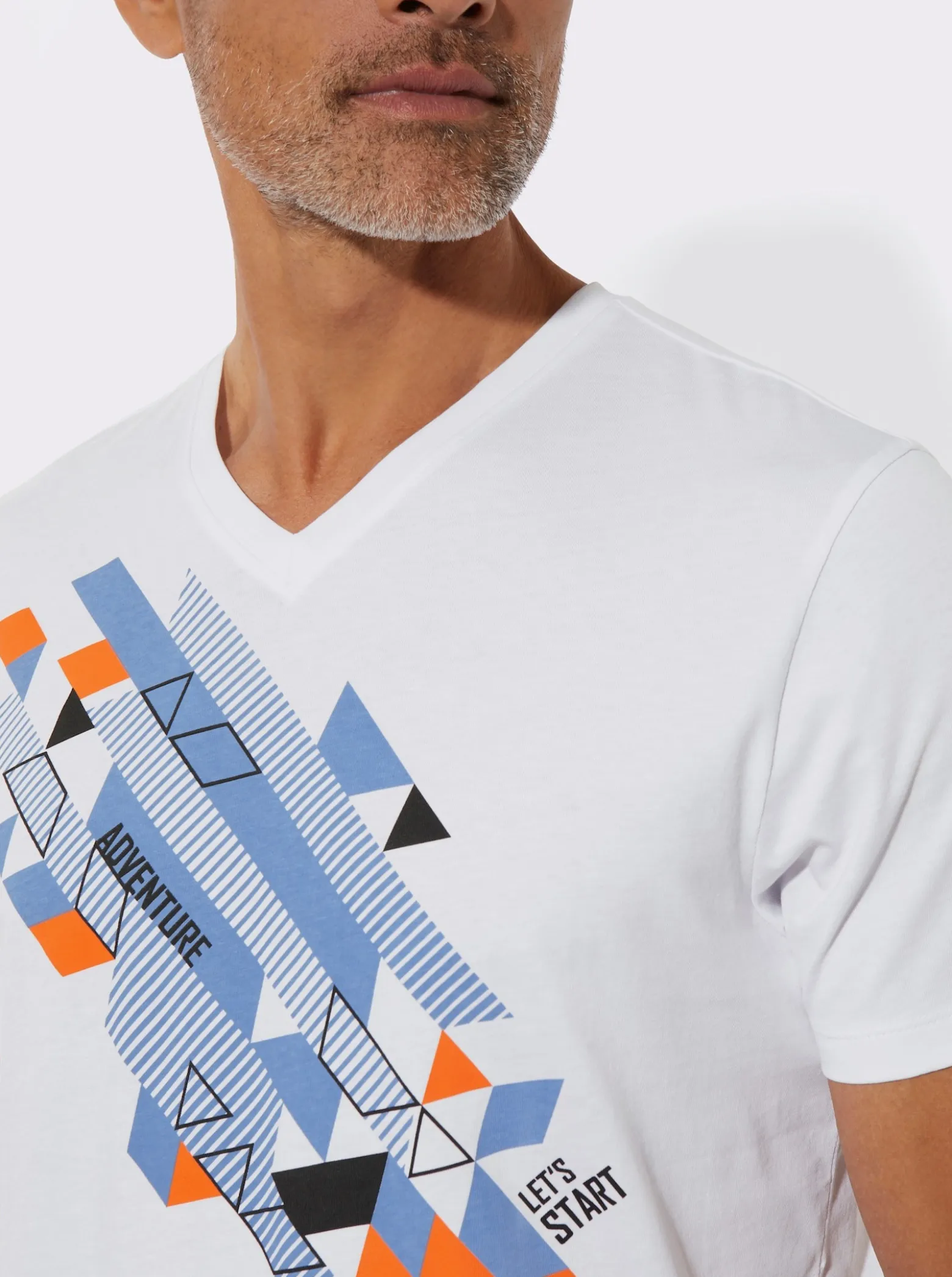 Kurzarmshirt mit platziertem Druck