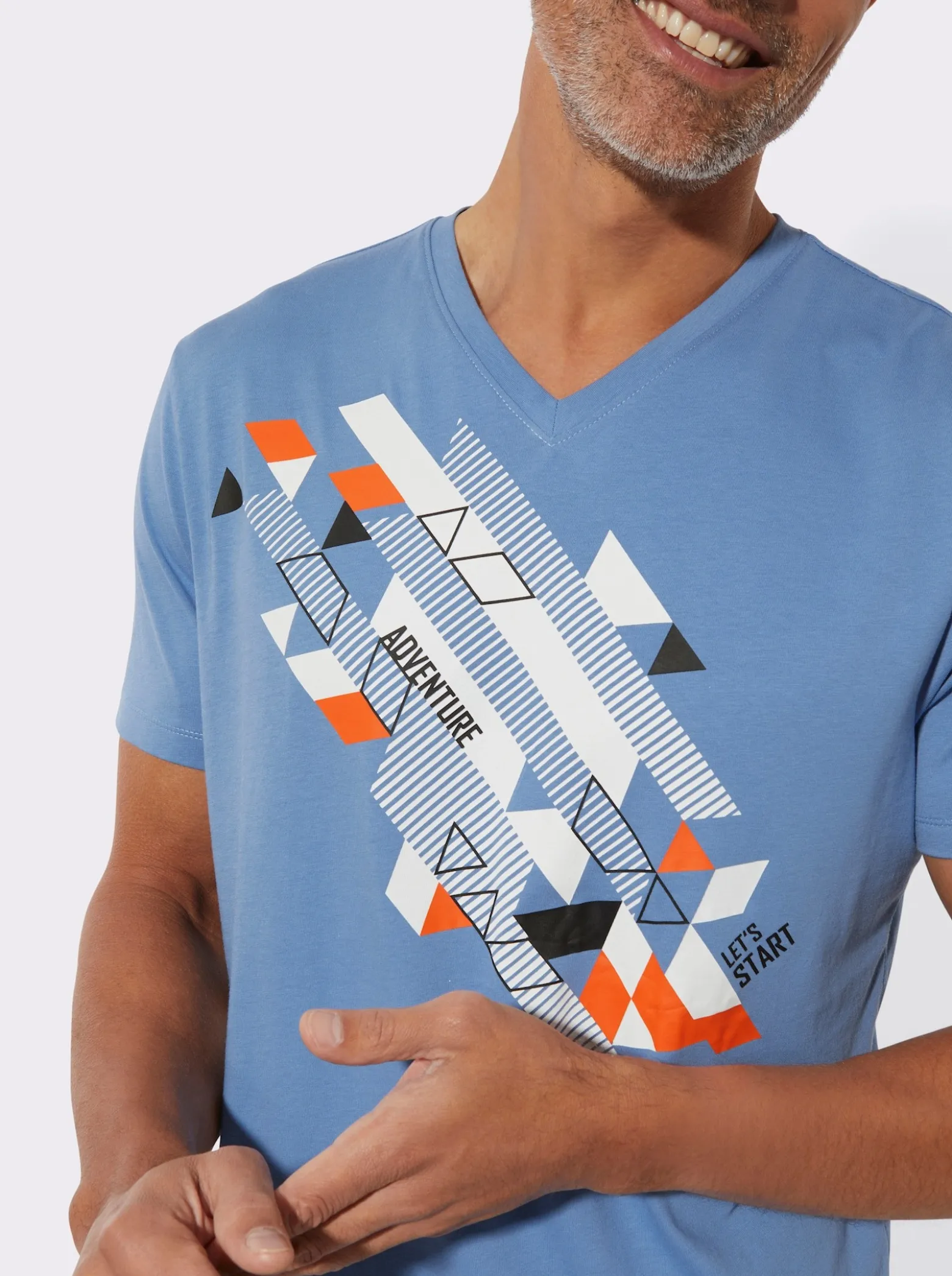 Kurzarmshirt mit platziertem Druck