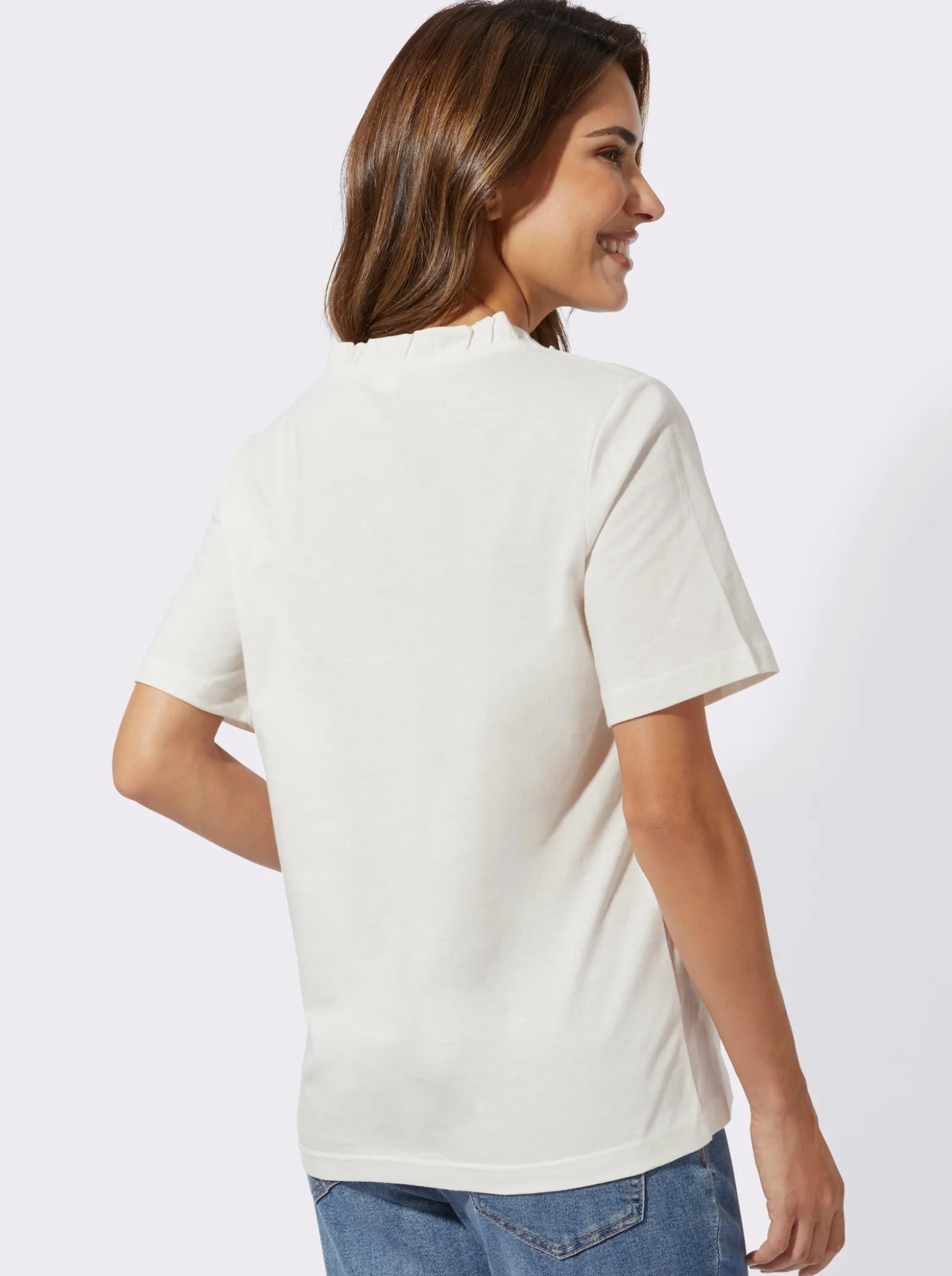 Kurzarmshirt mit Rüschen