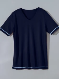 Kurzarmshirt mit Seitenschlitzen