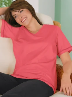 Kurzarmshirt mit Seitenschlitzen