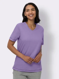 Kurzarmshirt mit Seitenschlitzen