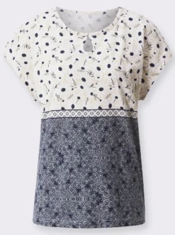 Kurzarmshirt mit Tropfen-Ausschnitt