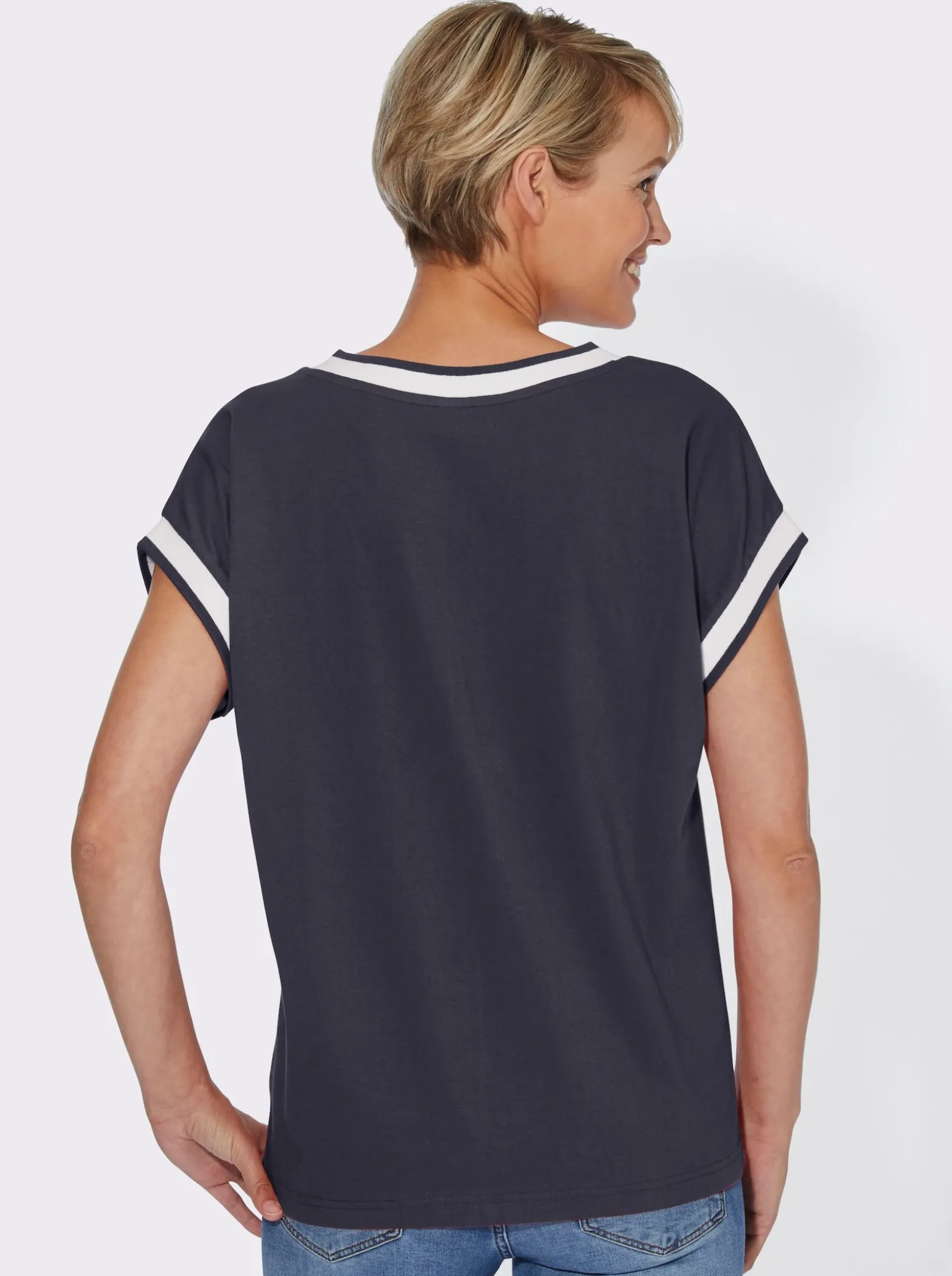 Kurzarmshirt mit Zierband