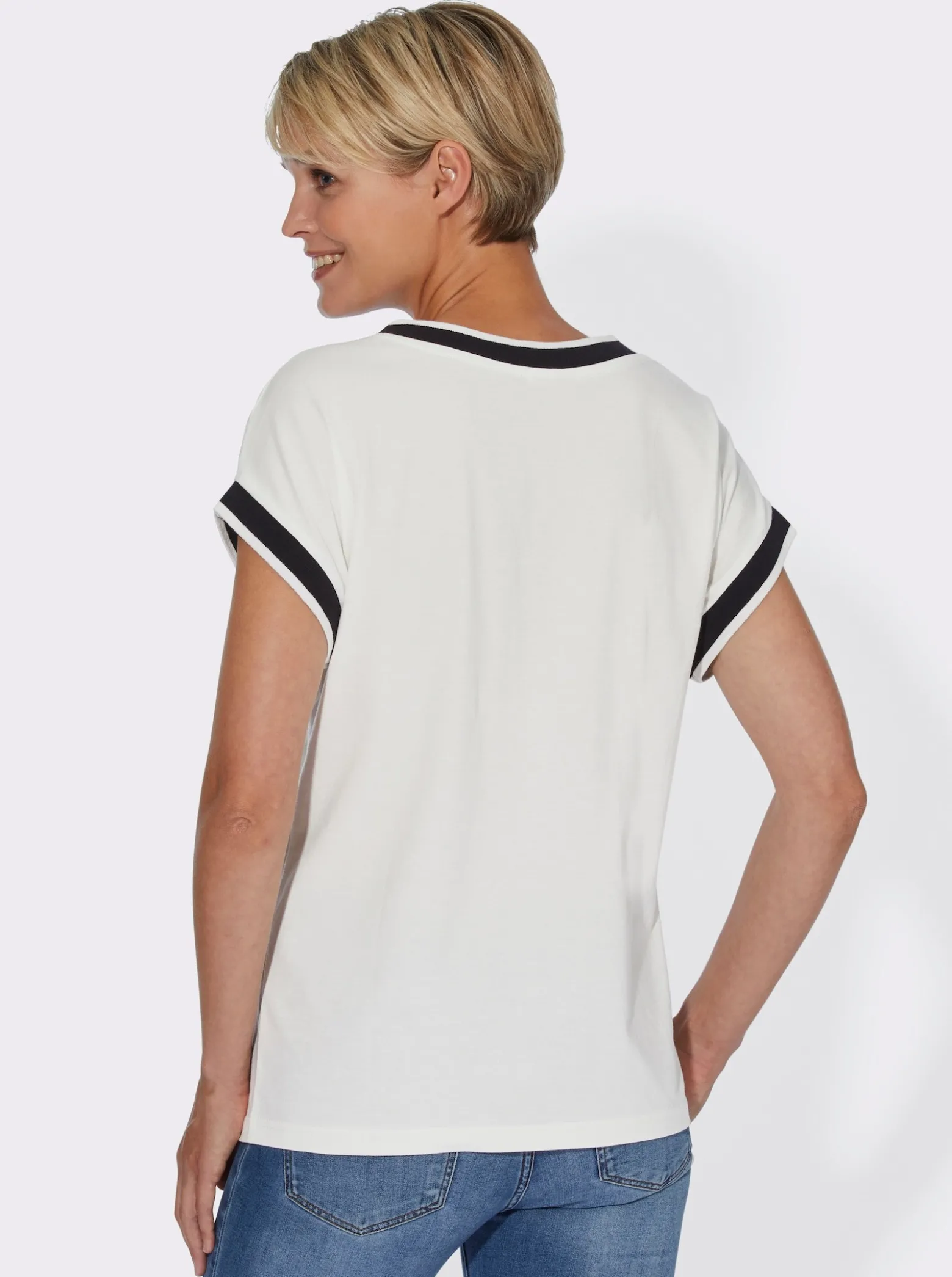 Kurzarmshirt mit Zierband