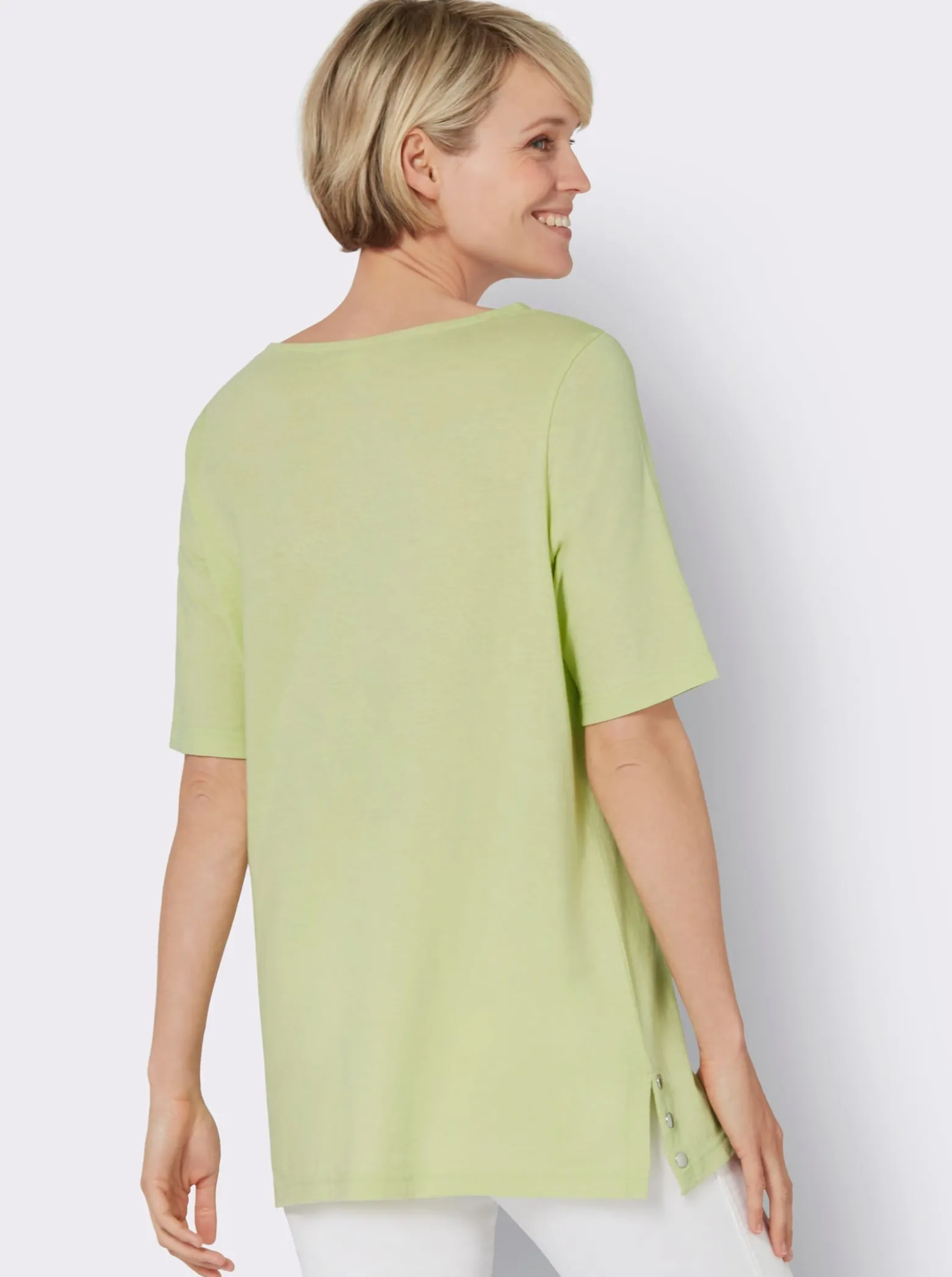 Kurzarmshirt mit Zierplättchen