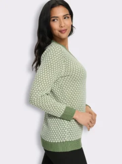 Langarm-Pullover im attraktiven Strickmuster