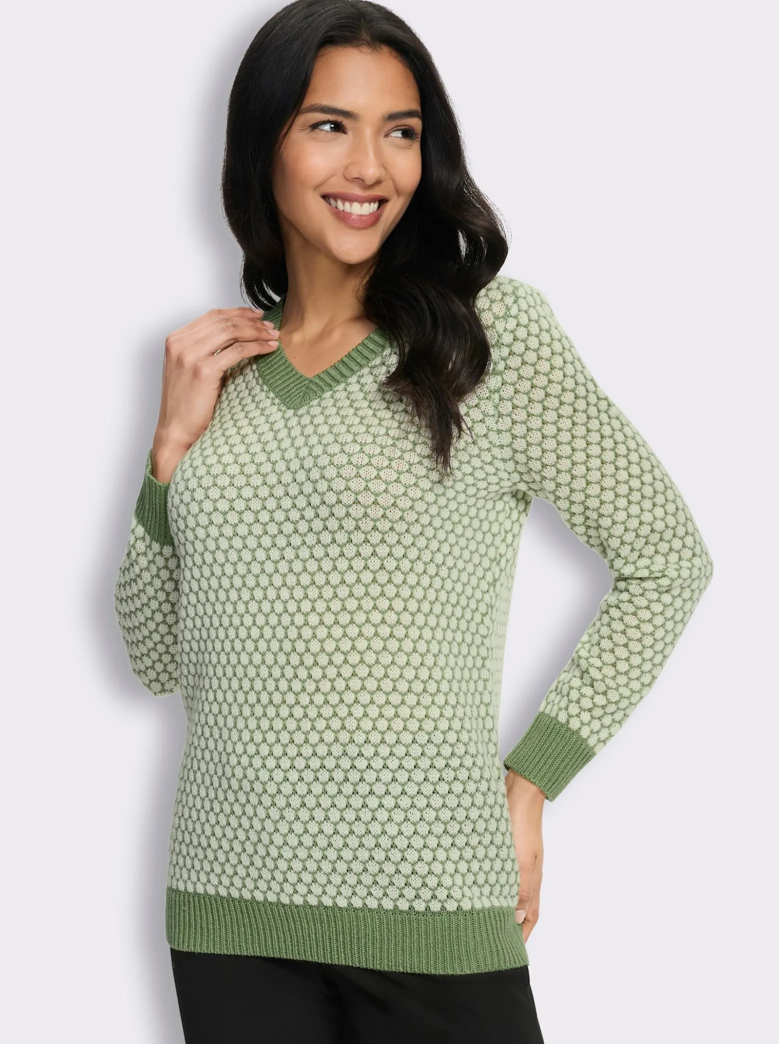 Langarm-Pullover im attraktiven Strickmuster