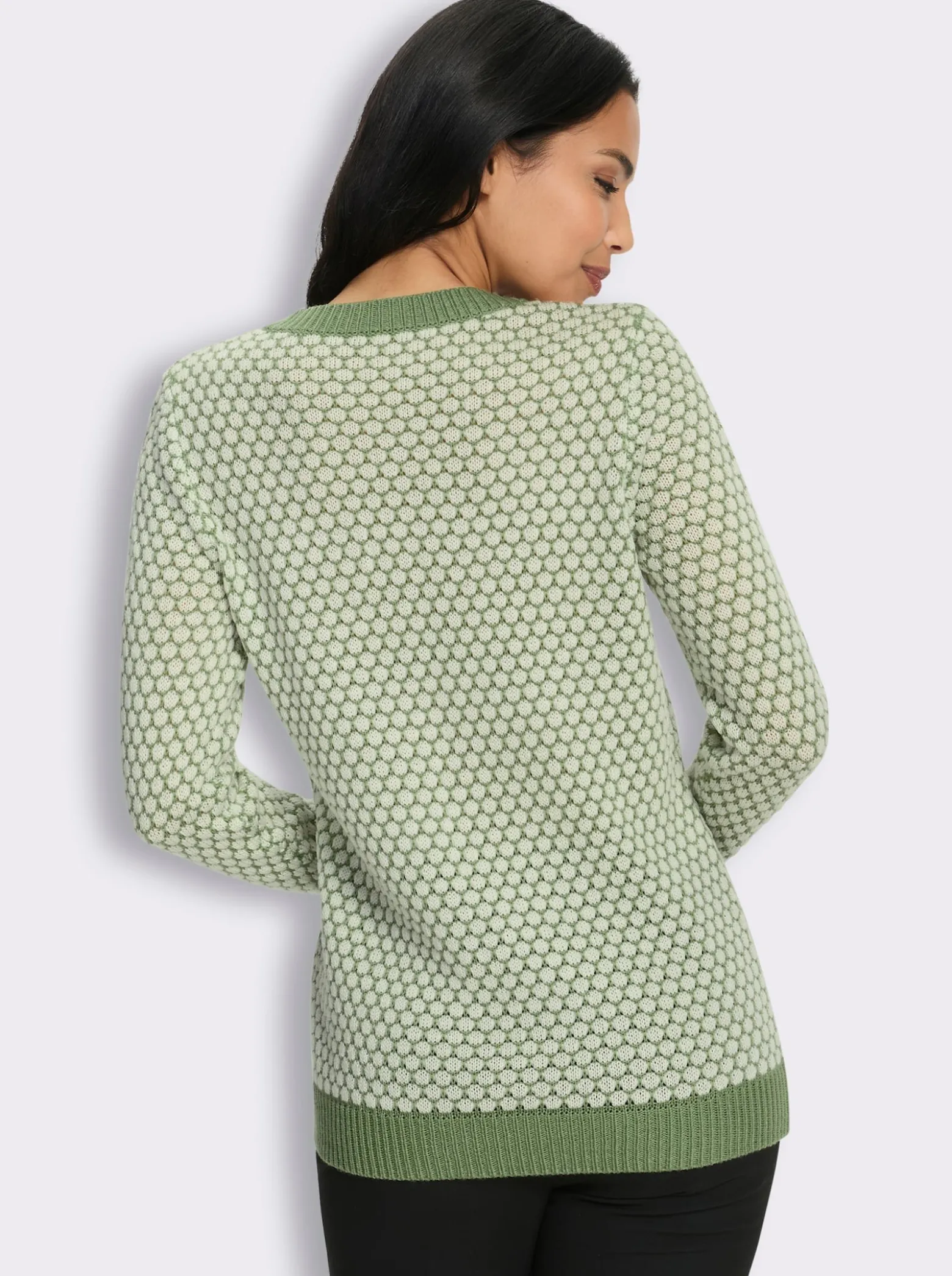 Langarm-Pullover im attraktiven Strickmuster