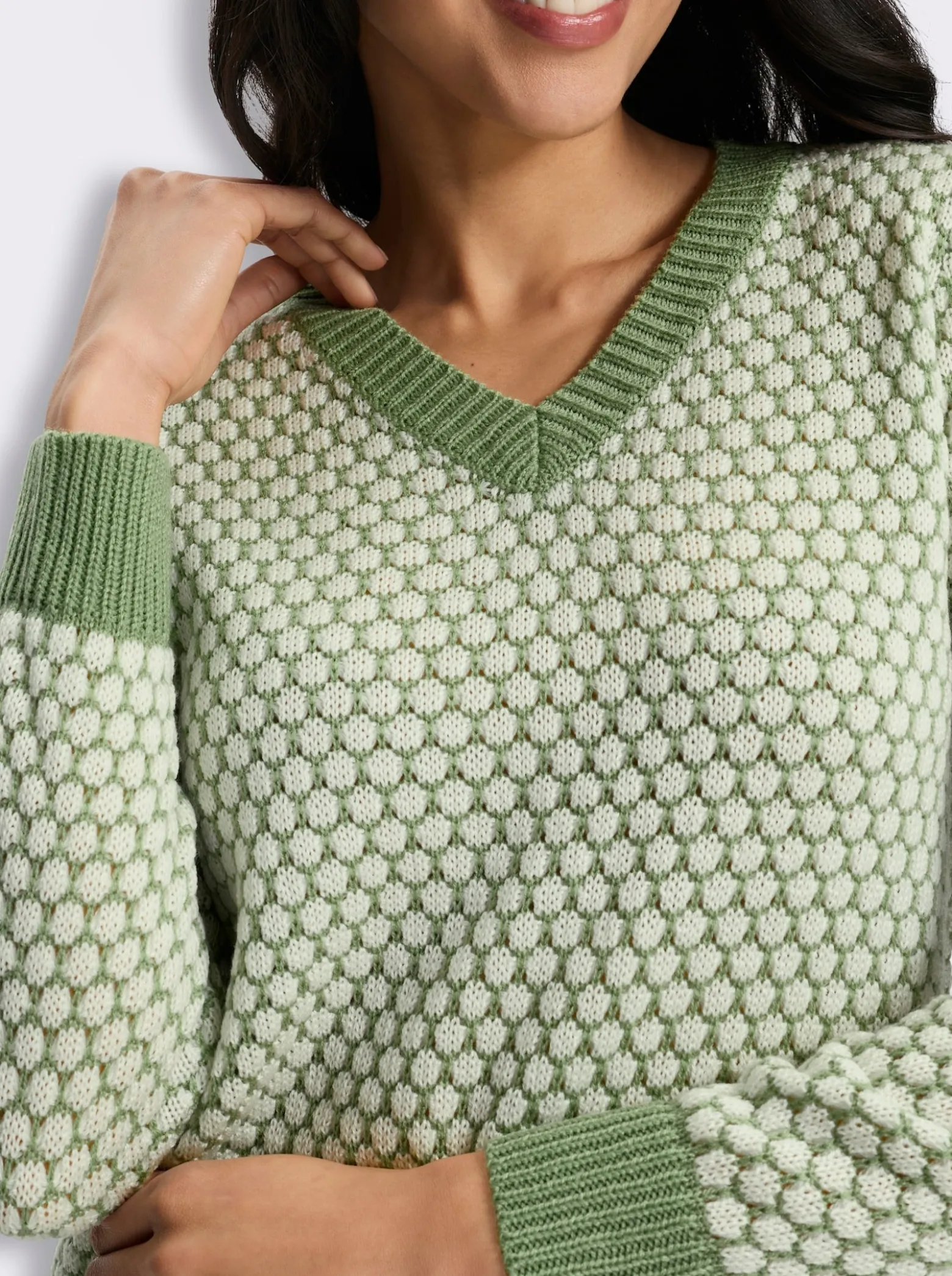 Langarm-Pullover im attraktiven Strickmuster