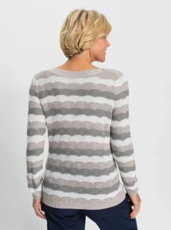 Langarm-Pullover mit Einstrickmuster