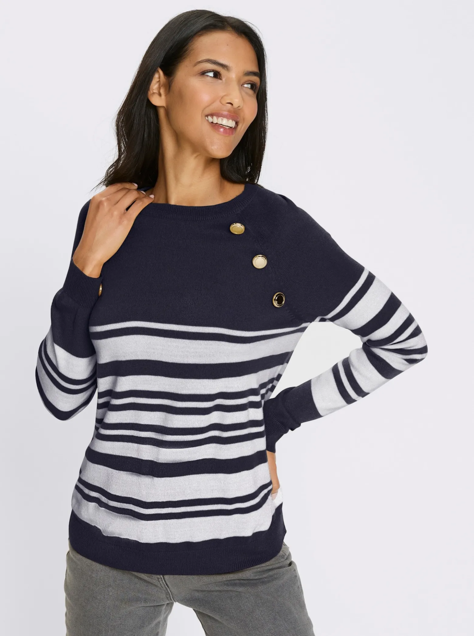 Langarm-Pullover mit goldfarbenen Knöpfen