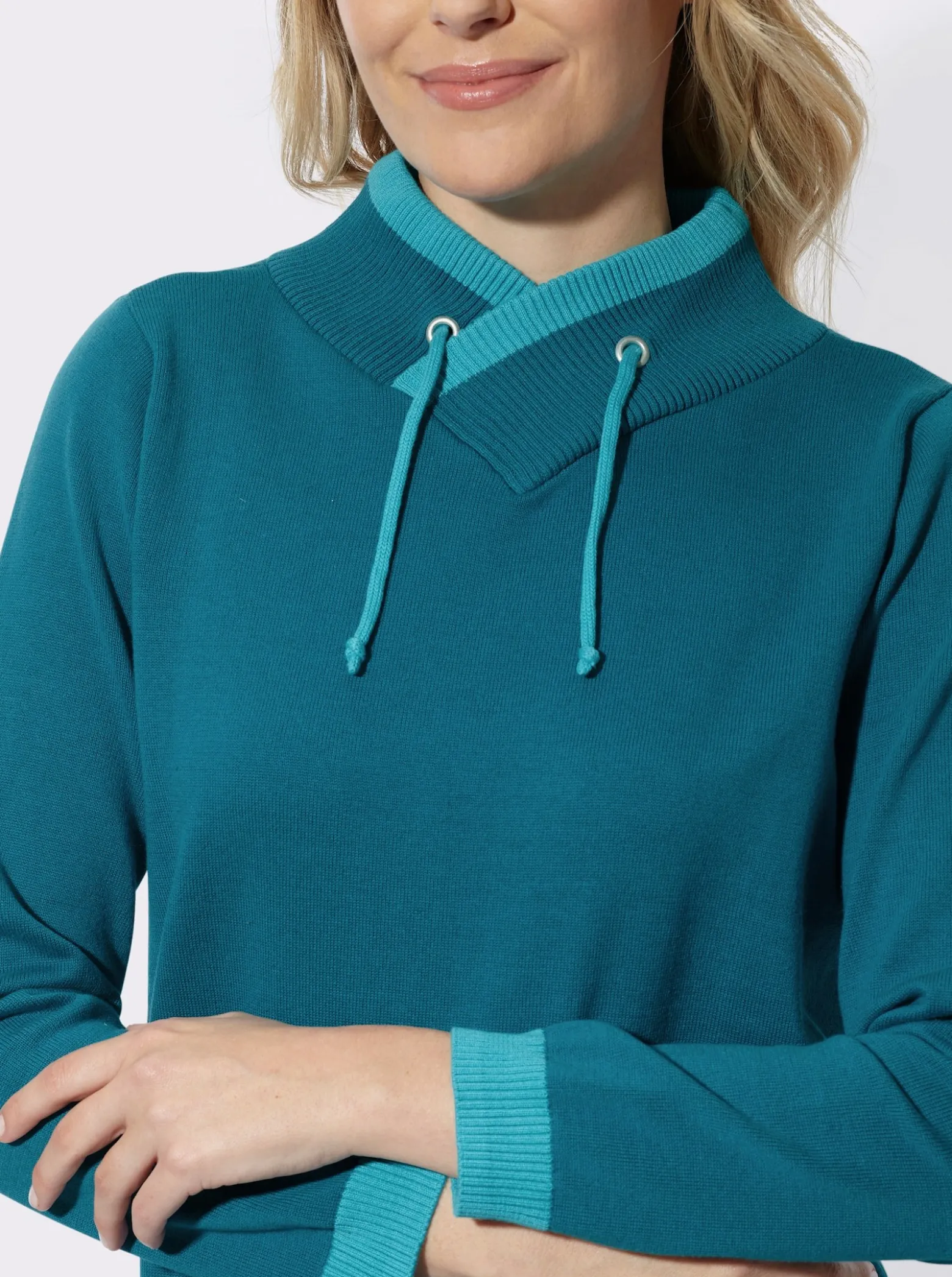 Langarm-Pullover mit kontrastfarbigen Bündchen
