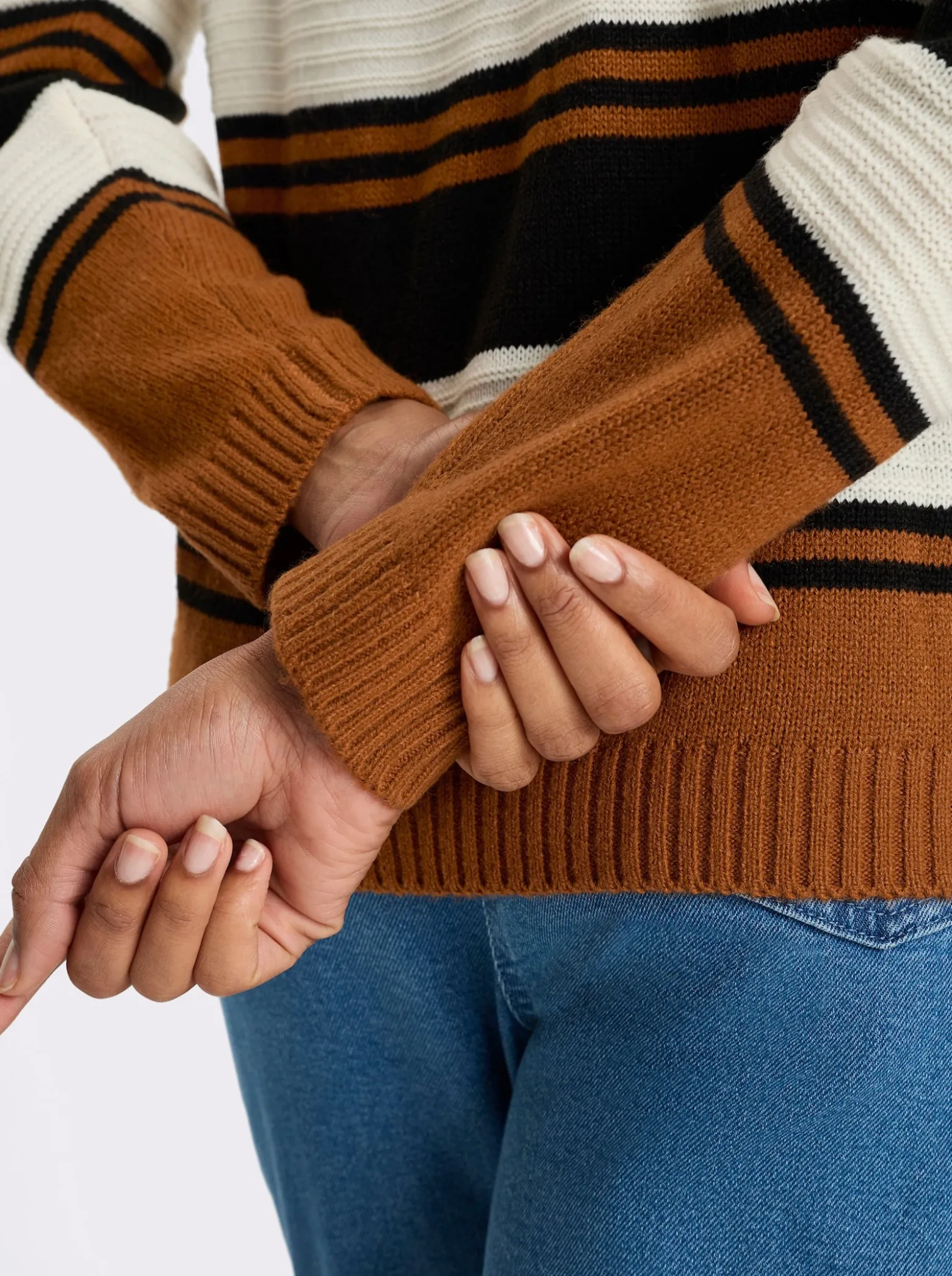 Langarm-Pullover mit platziertem Streifen-Muster