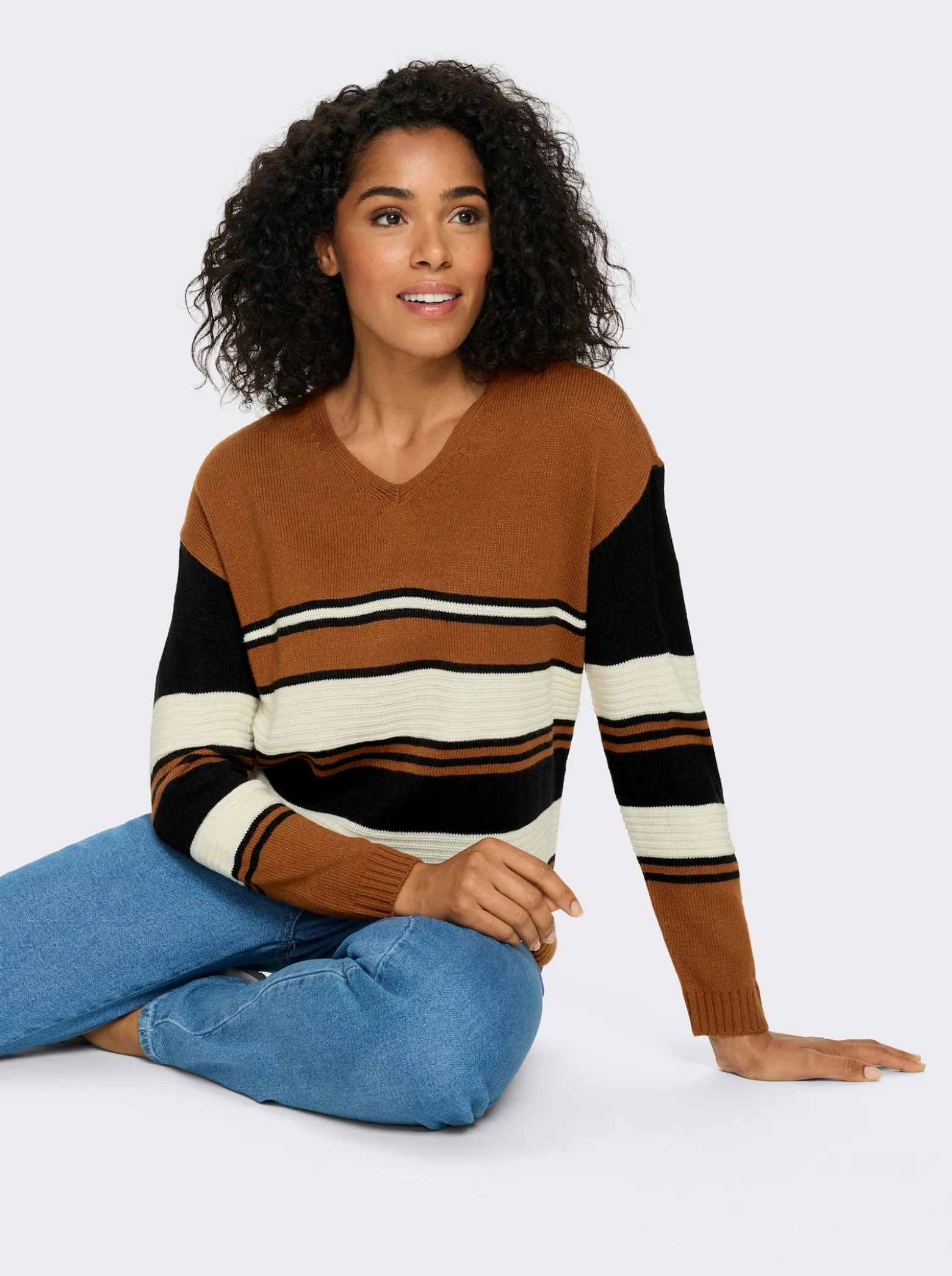 Langarm-Pullover mit platziertem Streifen-Muster
