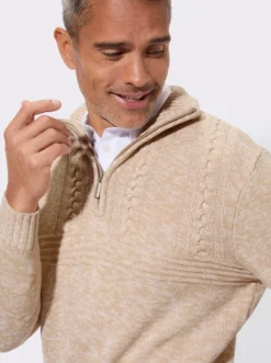 Langarm-Pullover mit platziertem Zopfmuster