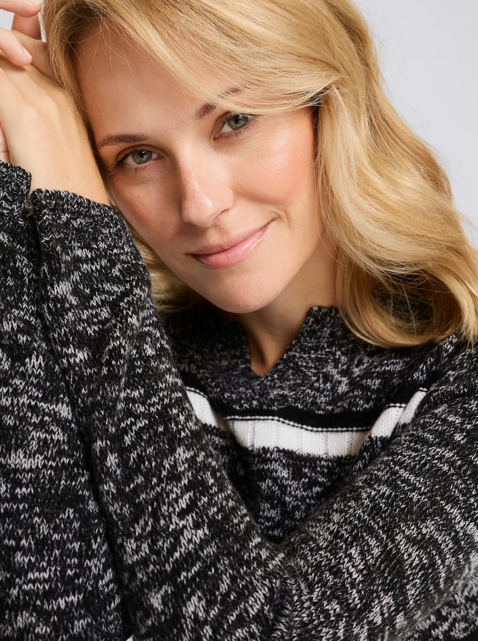 Langarm-Pullover mit Ringel-Muster