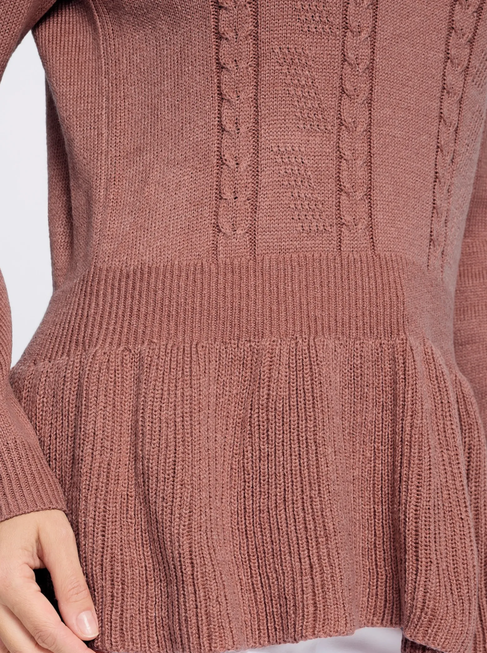Langarm-Pullover mit Ripp-Abschlüssen