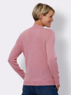 Langarm-Pullover mit Zopfmuster im Vorderteil