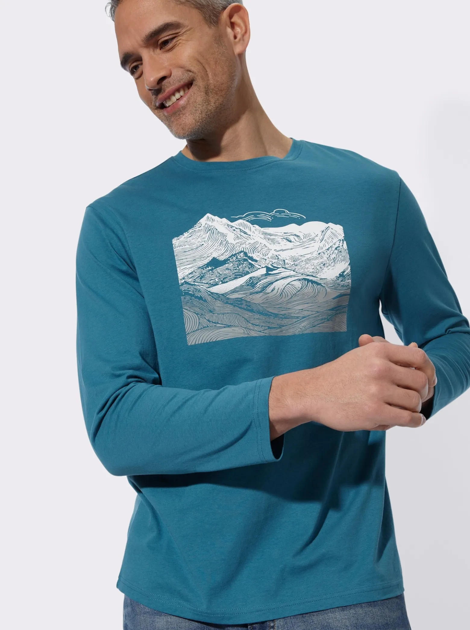 Langarmshirt mit Gebirgs-Druckmotiv