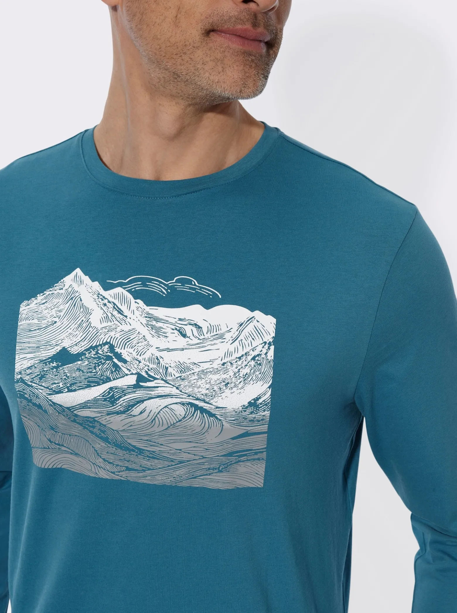 Langarmshirt mit Gebirgs-Druckmotiv