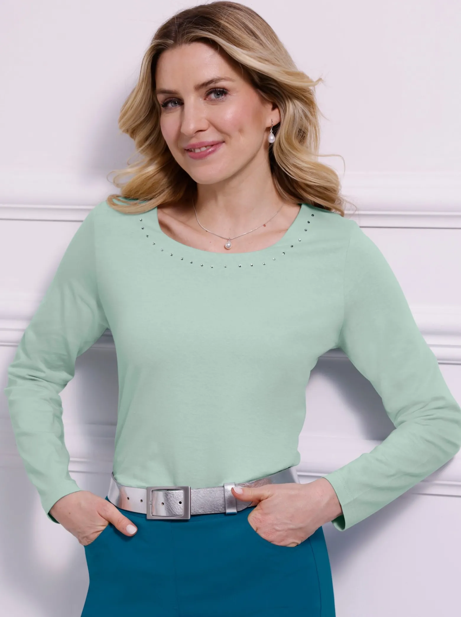 Langarmshirt mit Glitzersteinchen