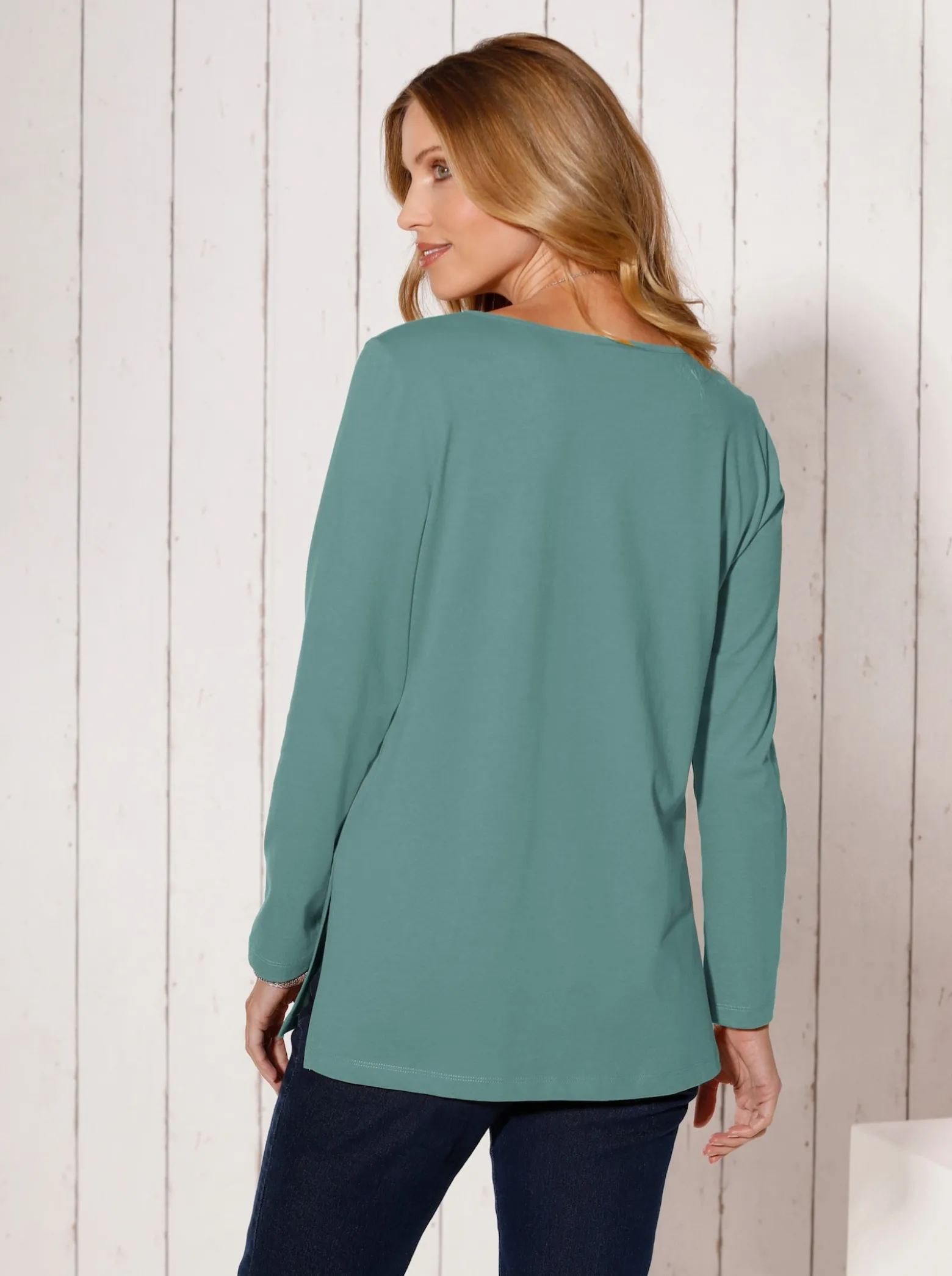 Langarmshirt mit hohen Seitenschlitzen