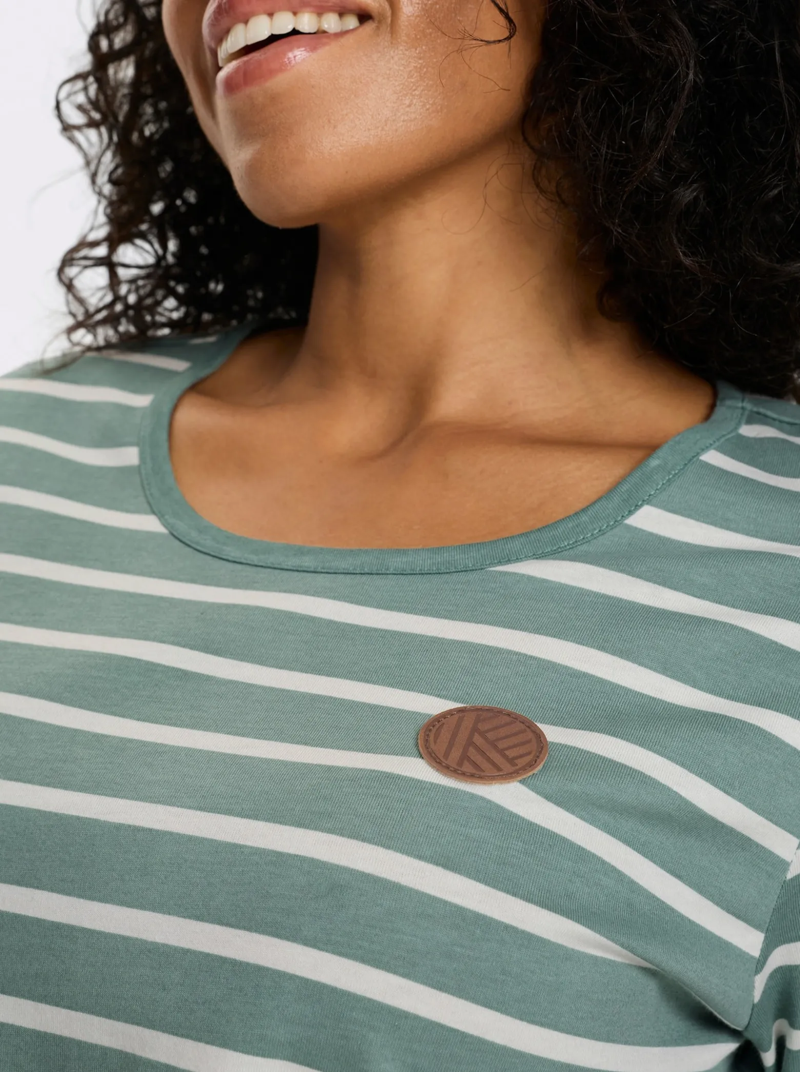 Langarmshirt mit Patch im Vorderteil, geringelt