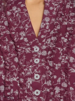 Langarmshirt mit Rüschen am Ausschnitt