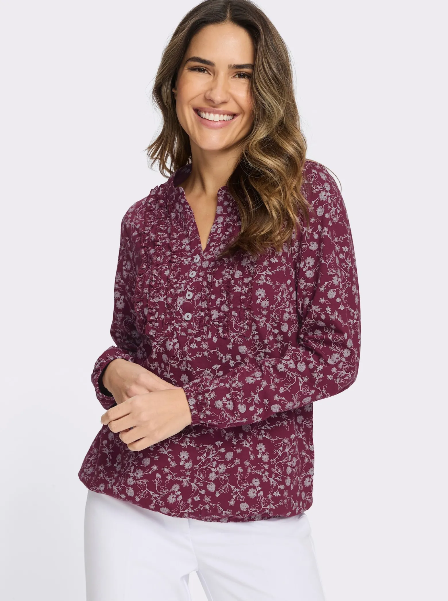 Langarmshirt mit Rüschen am Ausschnitt