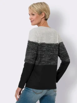 Langarmshirt mit Zierknöpfen