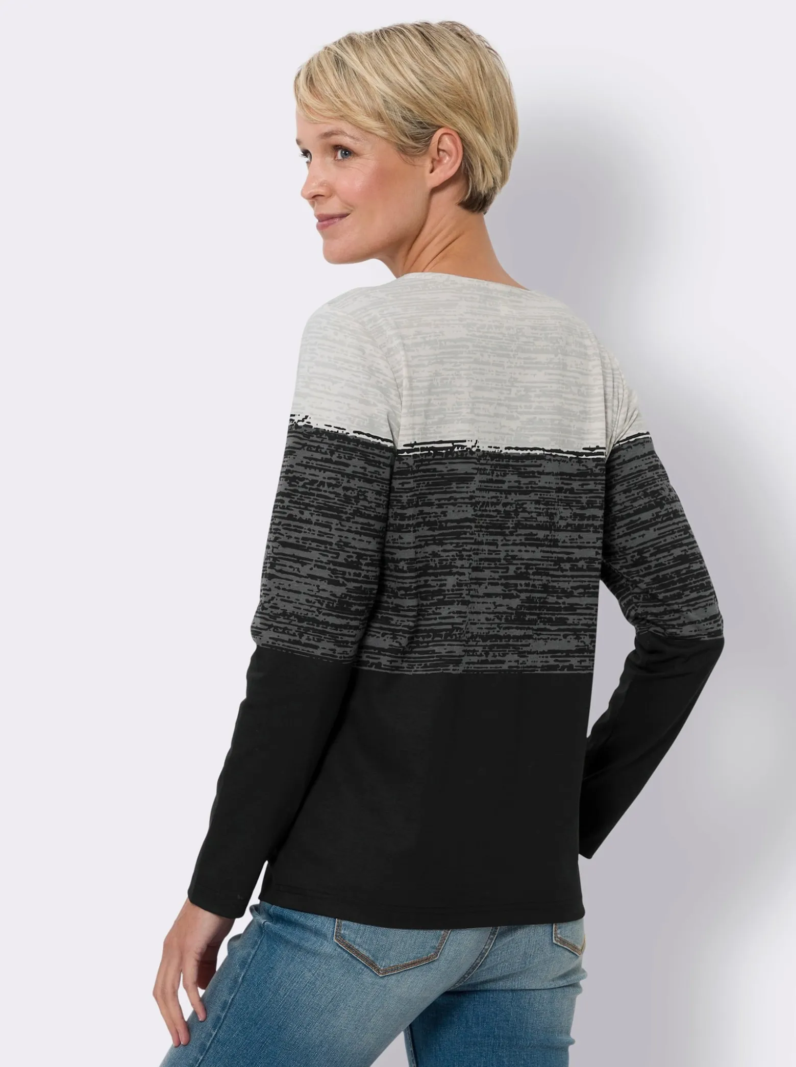Langarmshirt mit Zierknöpfen