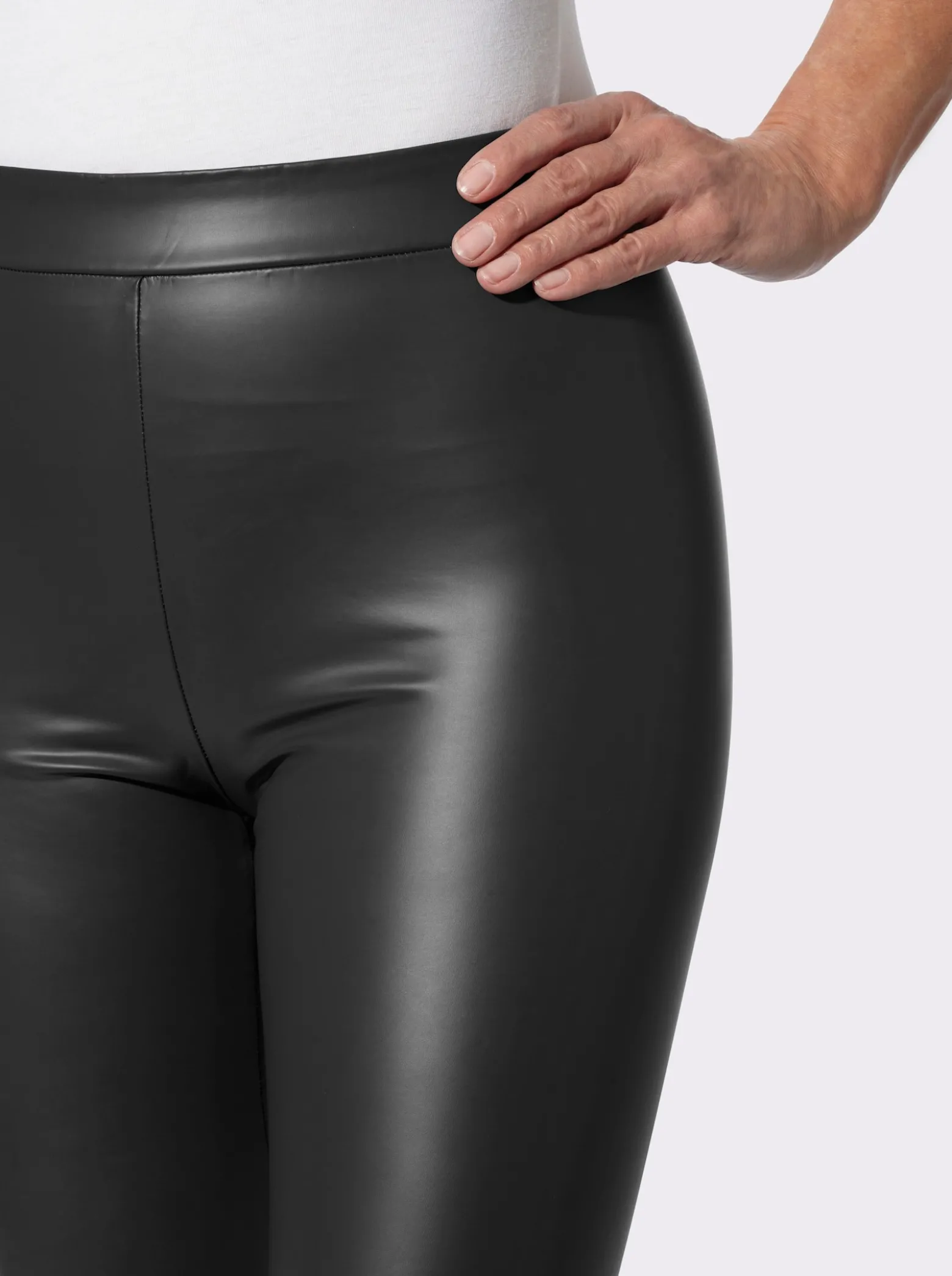 Leggings aus Leder-Imitat