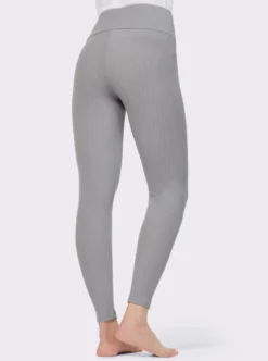 Leggings hinten höher geschnitten