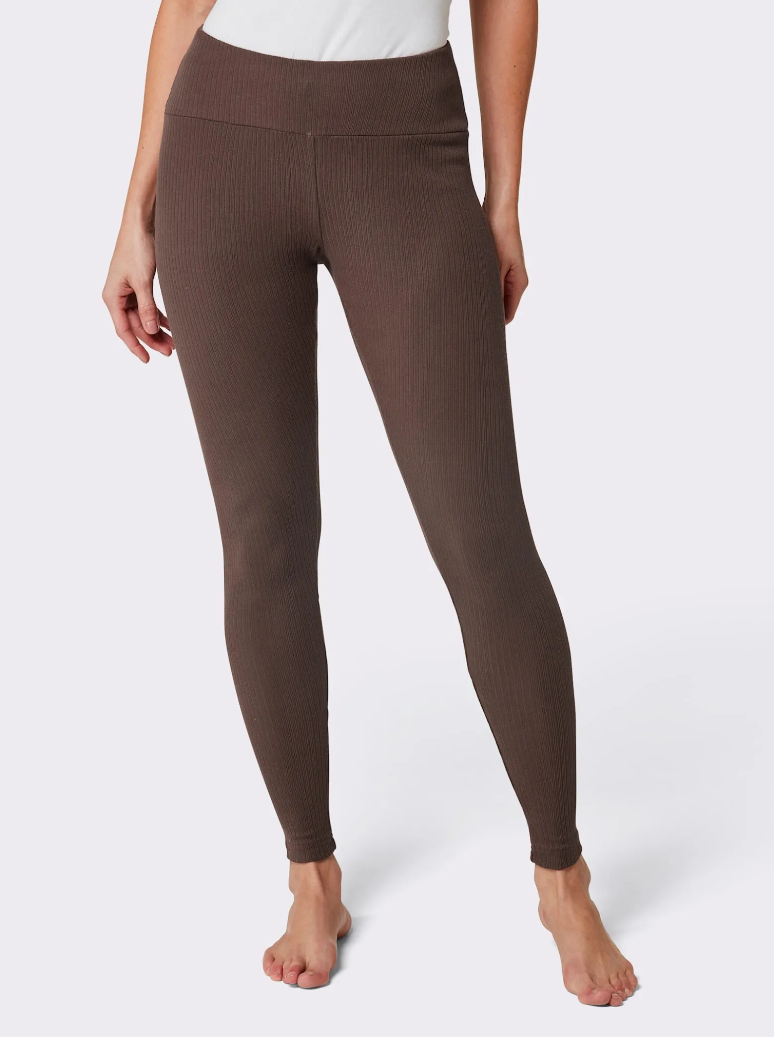Leggings hinten höher geschnitten