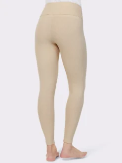 Leggings hinten höher geschnitten