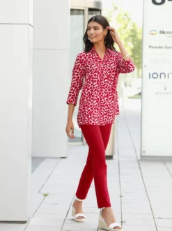 Longbluse im Herz-Dessin, reine Viskose
