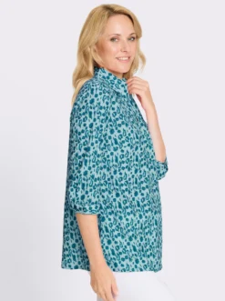 Longbluse im Leo-Muster