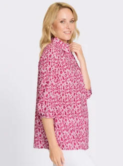 Longbluse im Leo-Muster