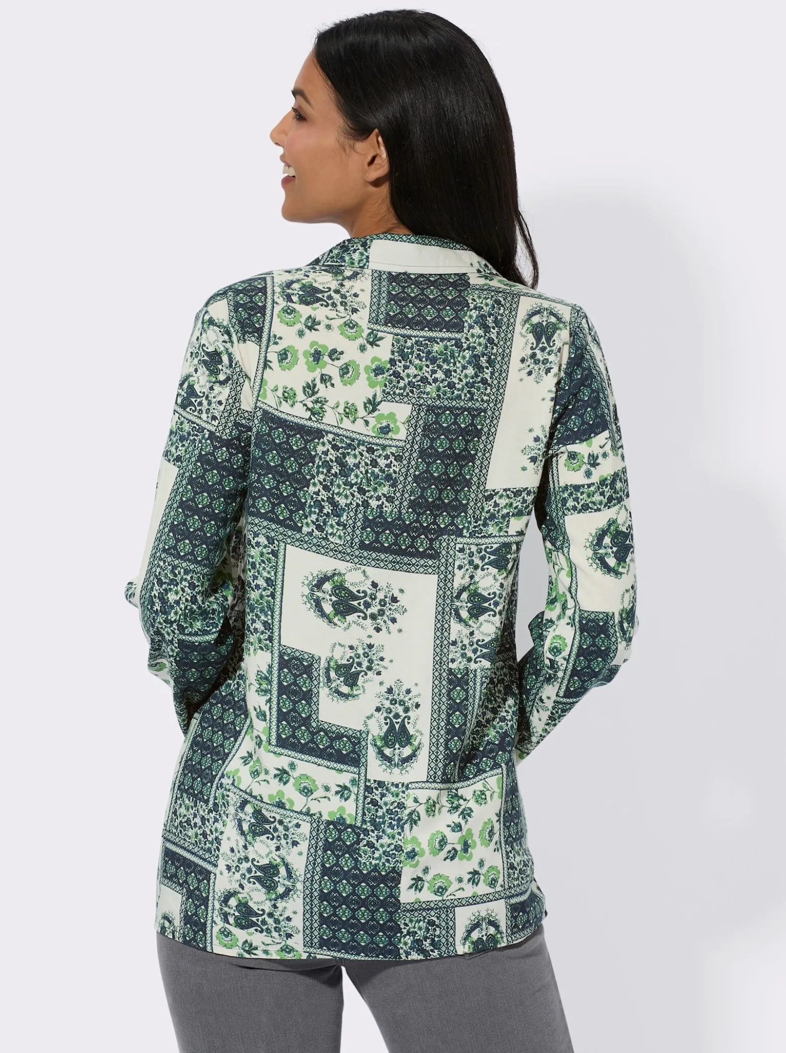 Longbluse im Paisley-Druck in Patch-Optik