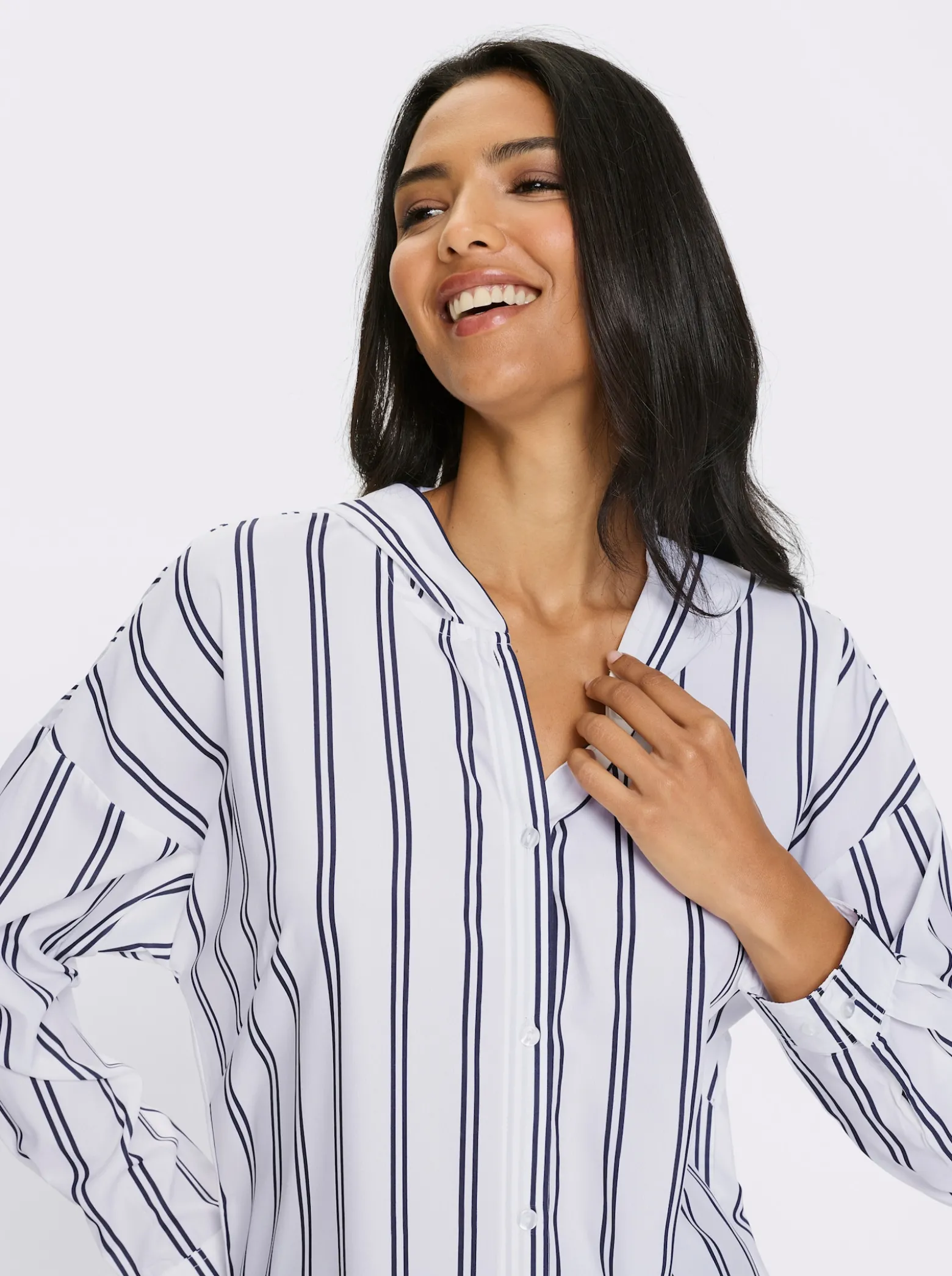 Longbluse mit Kapuze