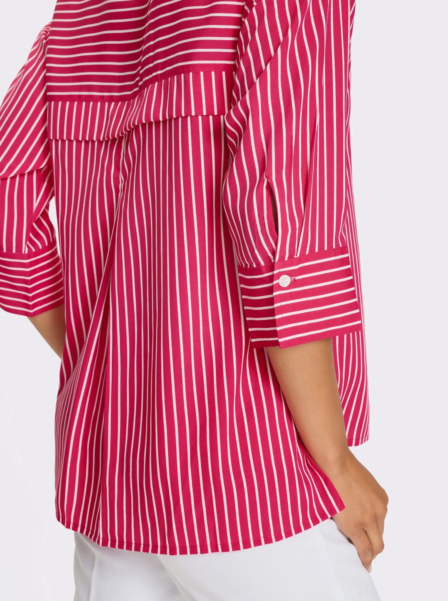 Longbluse mit Kellerfalte im Rückteil