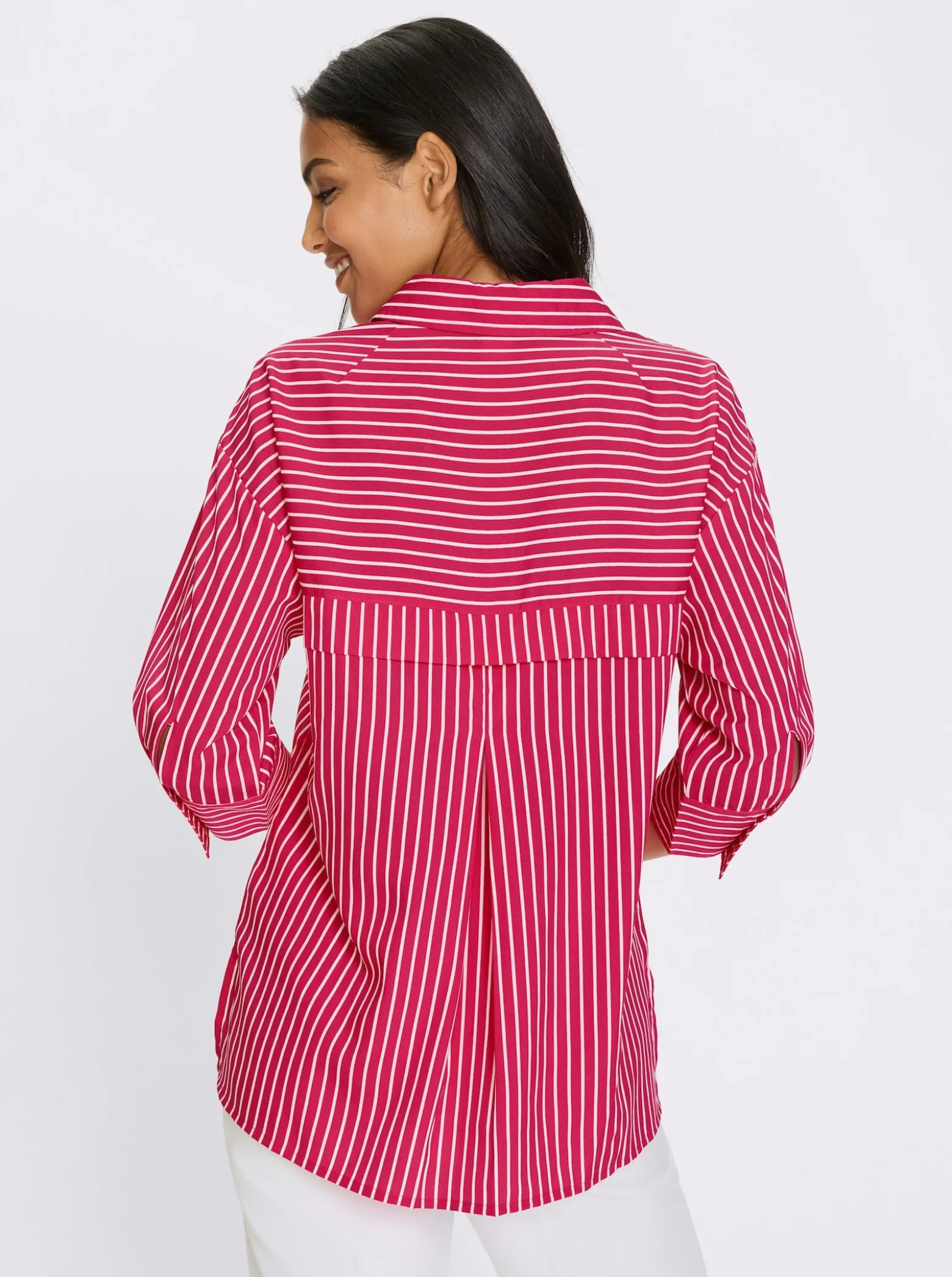 Longbluse mit Kellerfalte im Rückteil