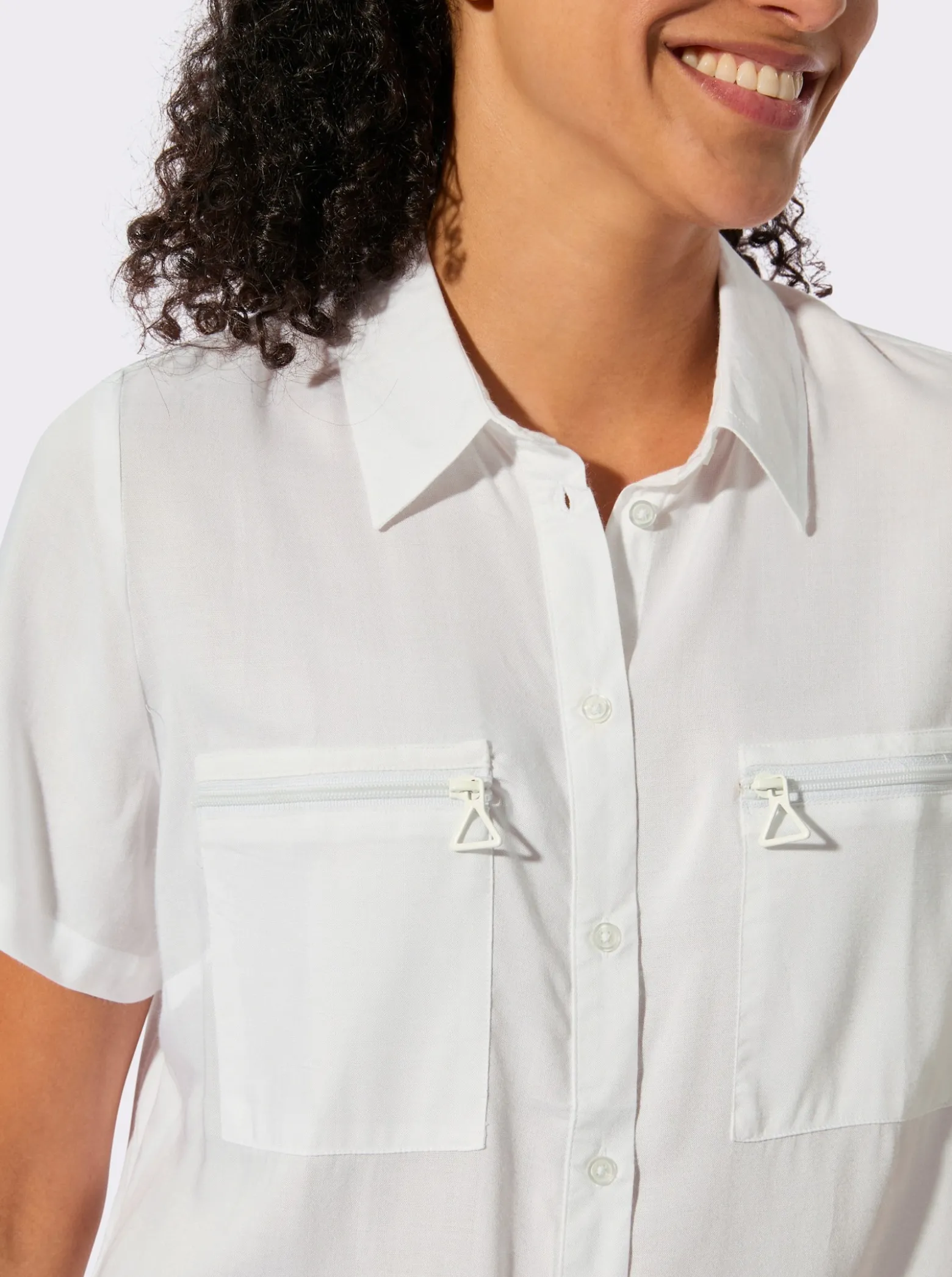 Longbluse mit langen Seitenschlitzen
