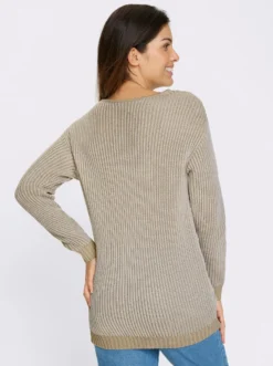 Longpullover in Patentstrick-Optik