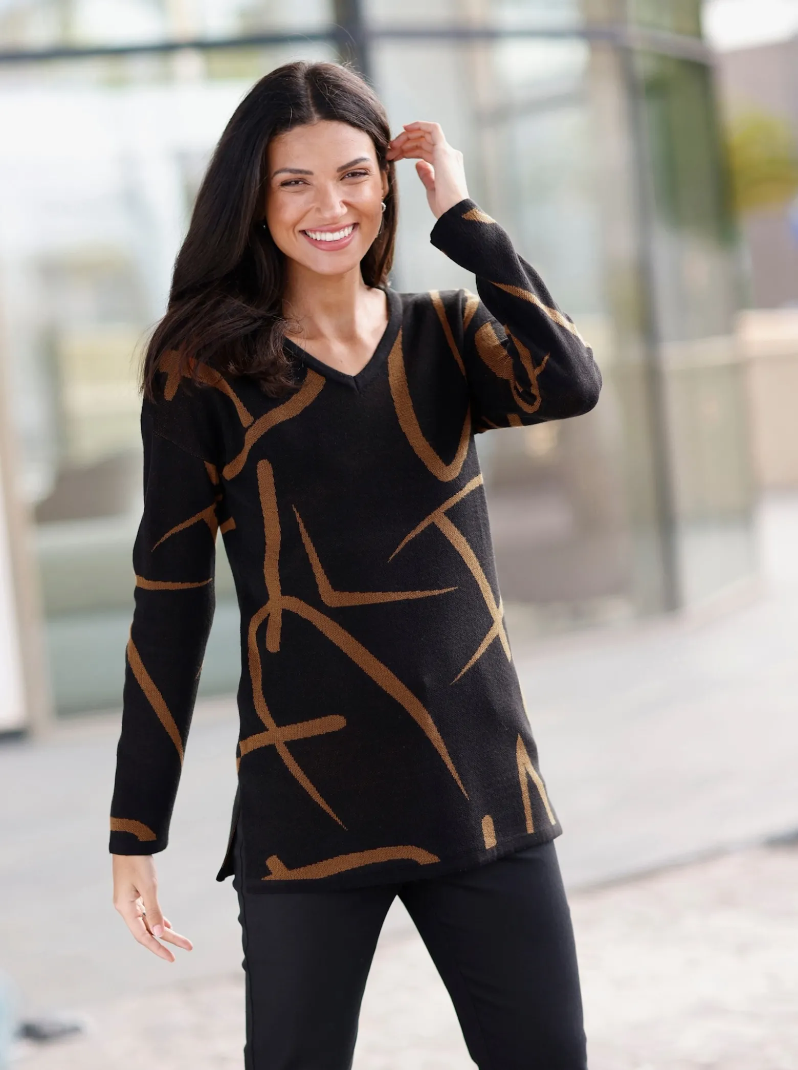 Longpullover mit Seitenschlitzen
